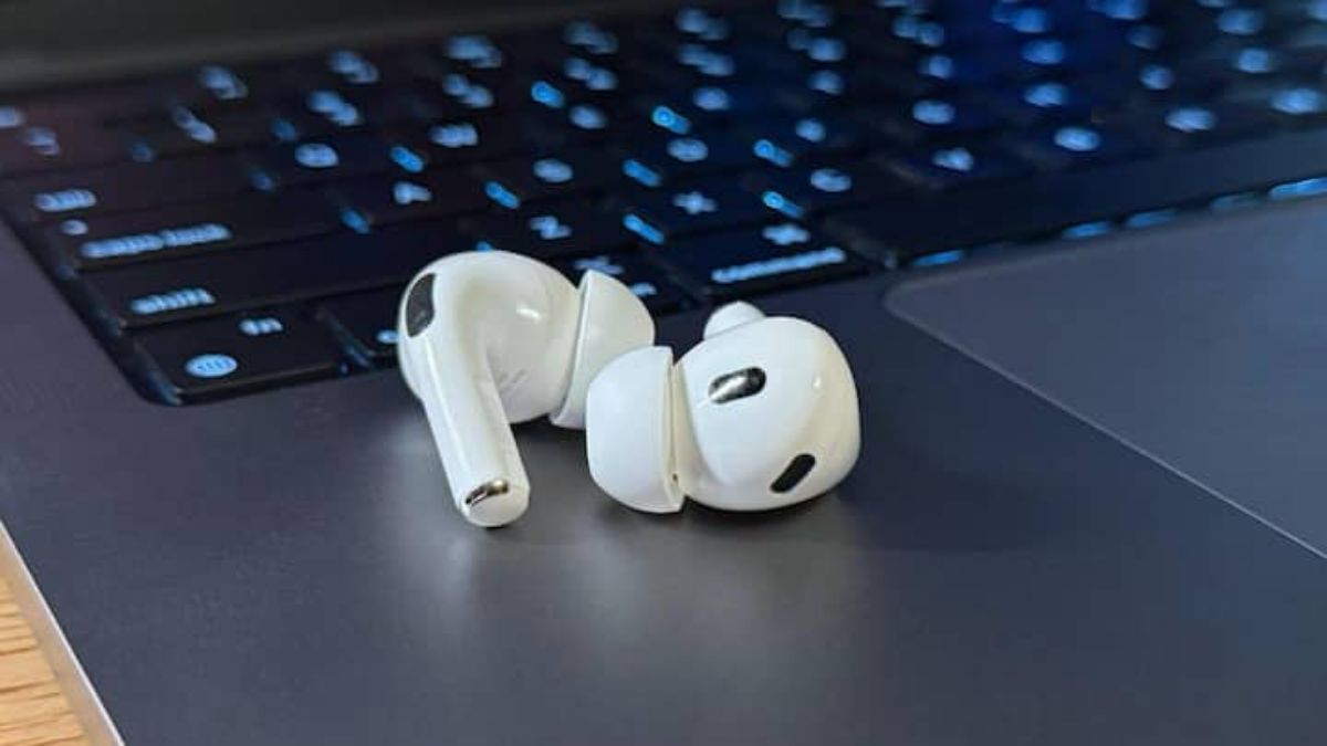 Apple, AirPods’a kamera kontrolü ve stüdyo ses kaydı ekliyor