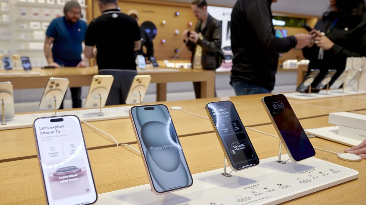 iPhone üretimine darbe: Çinli personeller geri dönüyor